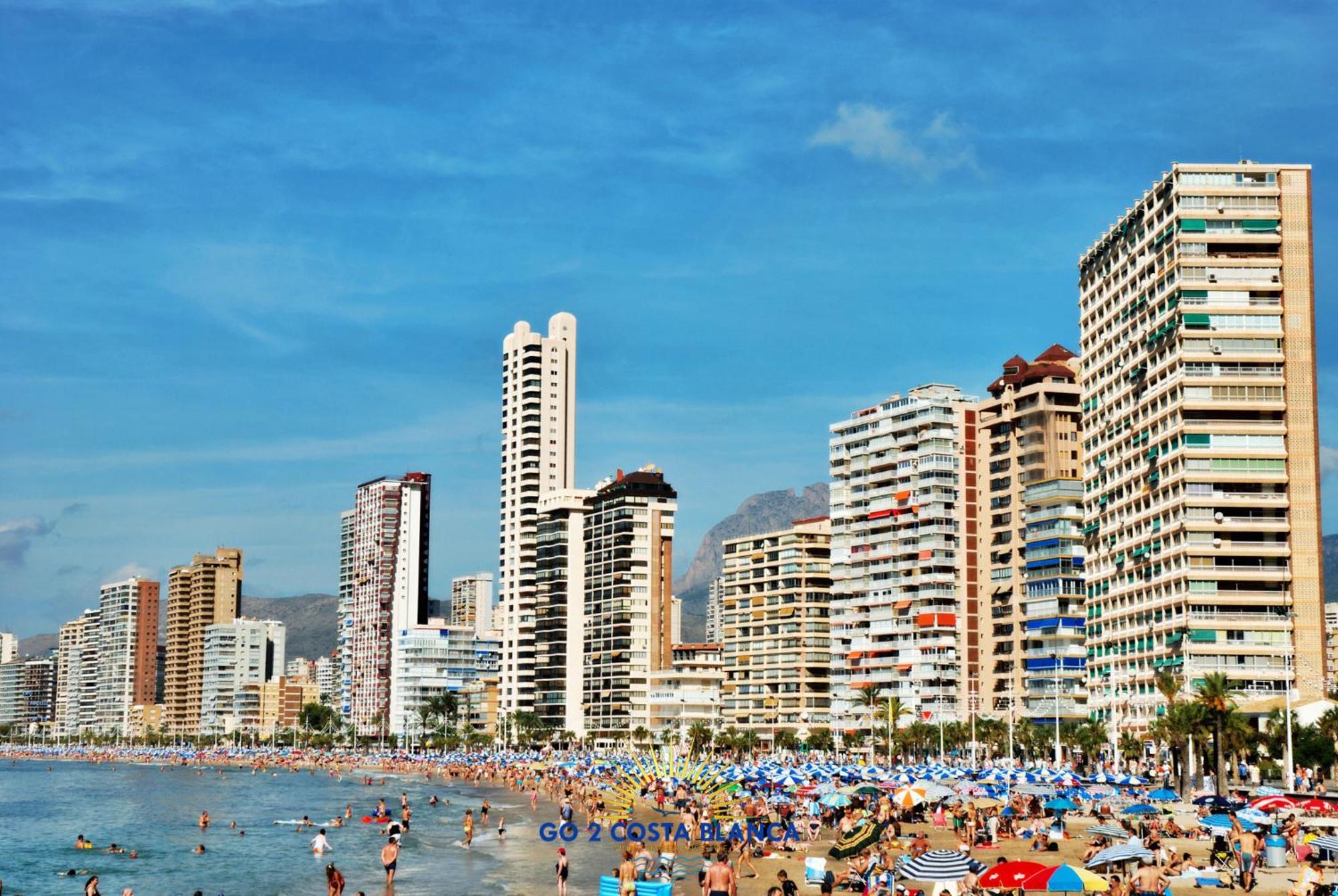 Suite On The Beach Benidorm Exterior photo